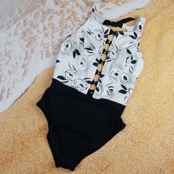 Amoressa Swimsuit - Picture 1 of 6